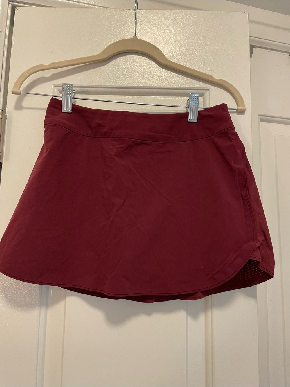 outdoor voices exercise skirt size xs maroon